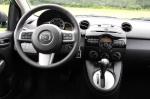 Mazda2 2010 года